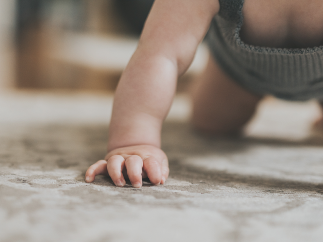 Motorische Ontwikkeling Van Je Baby Deze Mijlpalen Komen Eraan